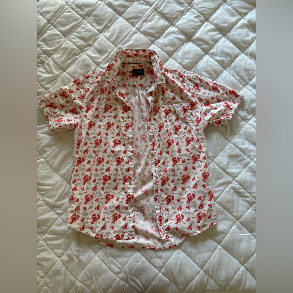 Lobster Print Button-Up Shirt. SUNRISE KINGDOM. Size M/ Made in India - Picture 3 of 8